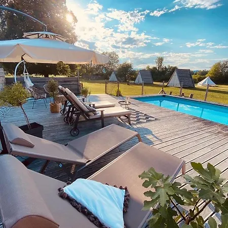Luxe tent Greenvalleyglamping *