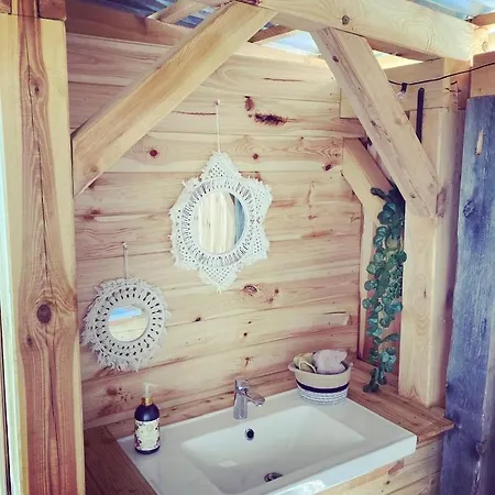 Greenvalleyglamping *