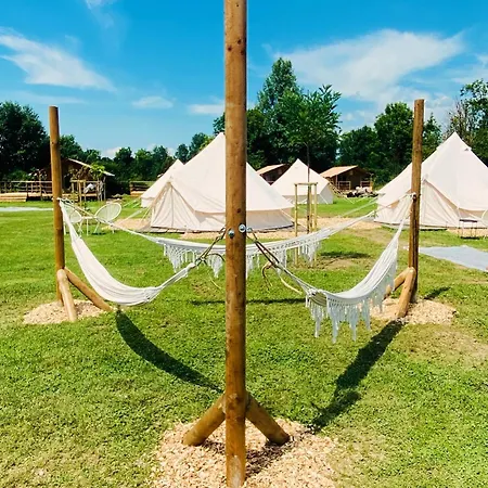 Luxe tent Greenvalleyglamping *