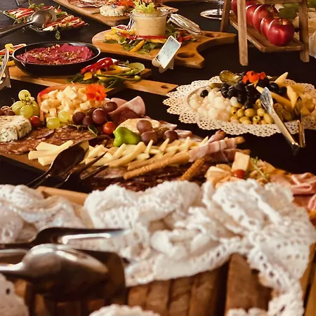 Greenvalleyglamping Οργανωμένο κάμπινγκ Sesce Pri Preboldu