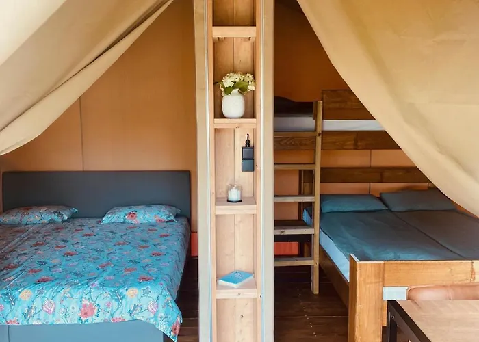 Glamping Greenvalleyglamping Sesce Pri Preboldu